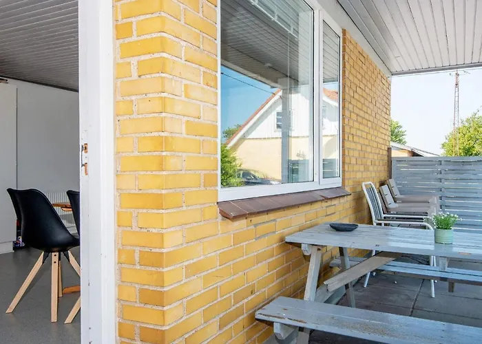 Seaside Retreat In Kegnaes - By Traum *